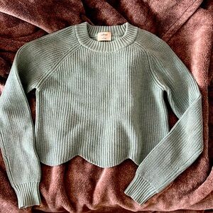 100% Merino Wool Wilfred Scalloped Crop top 🩵